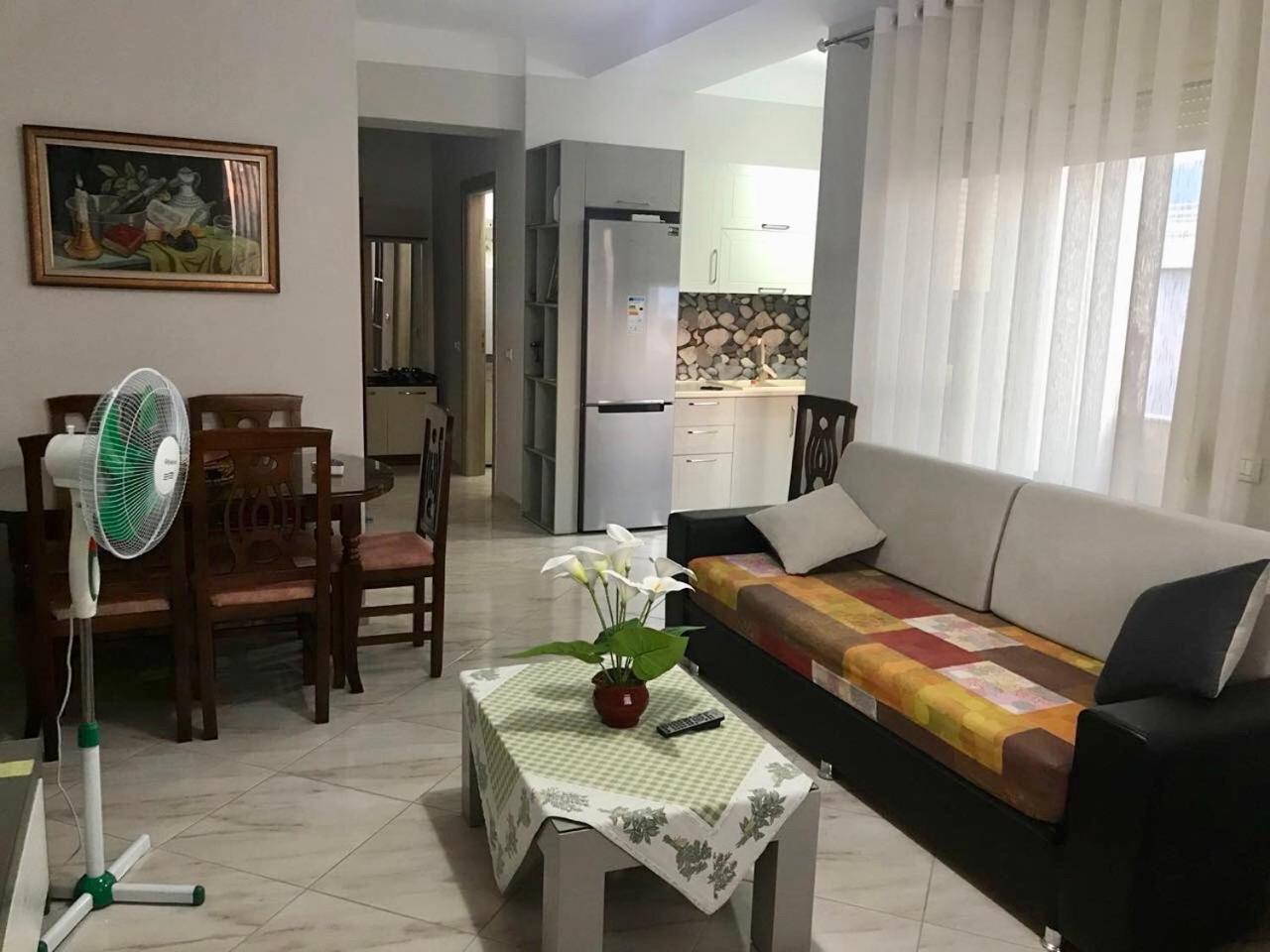 Queen Isabella Premium Hotel Vlora Szoba fotó